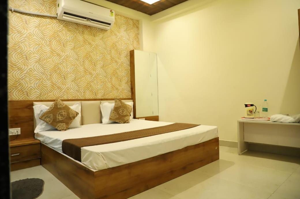 Hotel Mangal Bhog Натхдвара Экстерьер фото